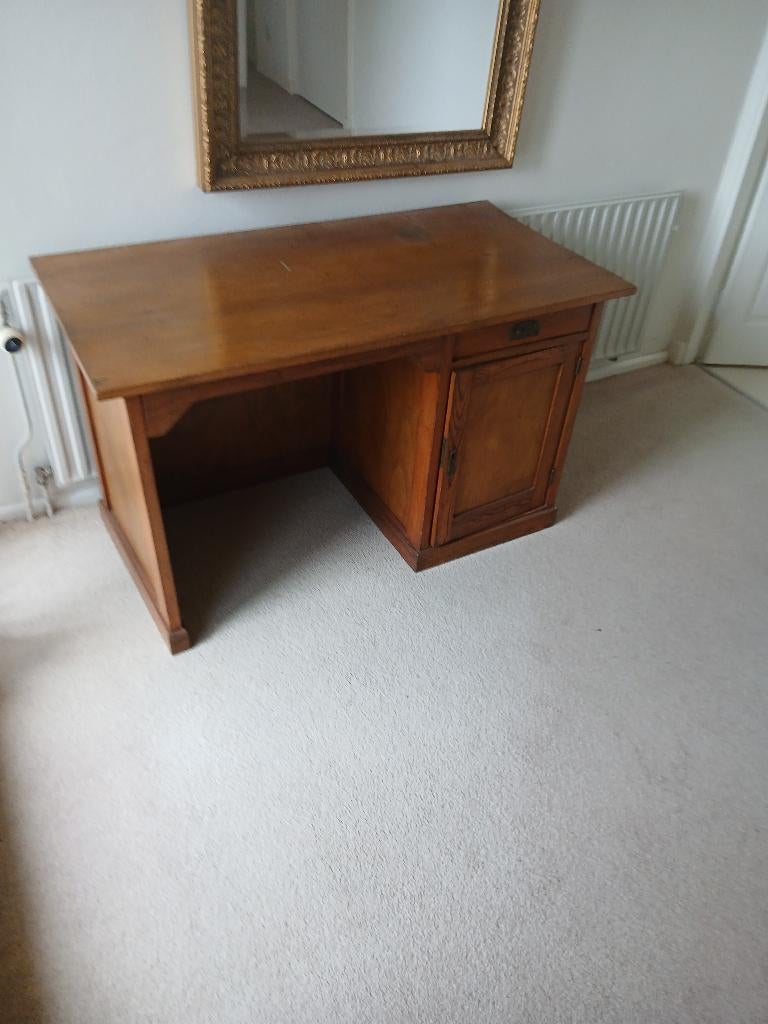 Bureau, Huis en Inrichting, Bureaus, Ophalen, Gebruikt, Hout, Bruin