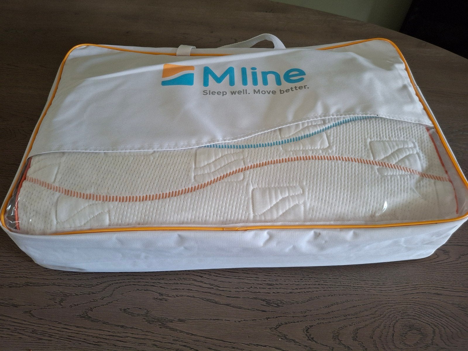 NIEUW:  Mline hoofdkussen, Eenpersoons, Wit, Nieuw, Ophalen of Verzenden