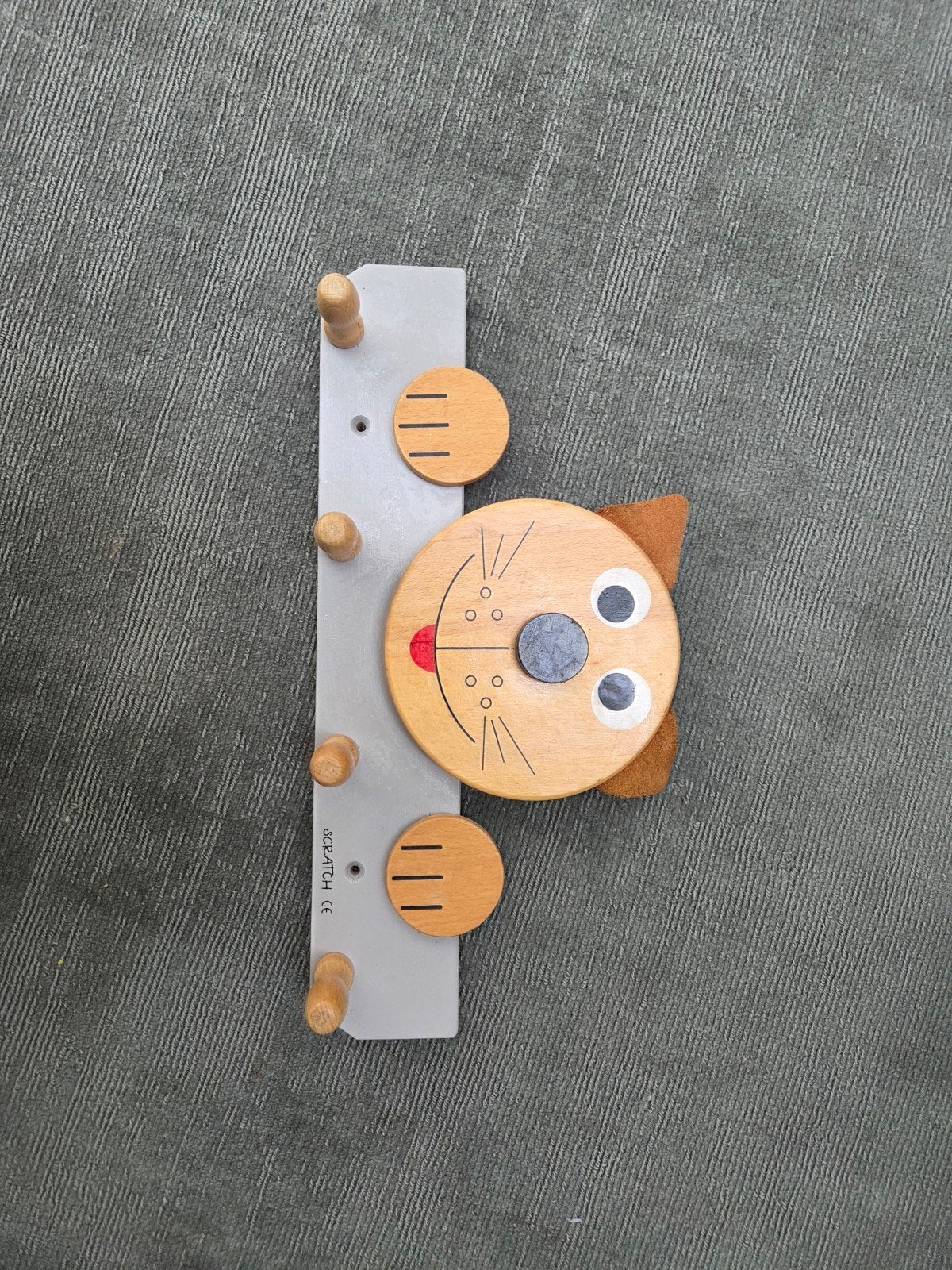 Leuke houten kattenkapstok voor kinderkamer, Ophalen of Verzenden, Zo goed als nieuw, Minder dan 100 cm, Kinderkapstok
