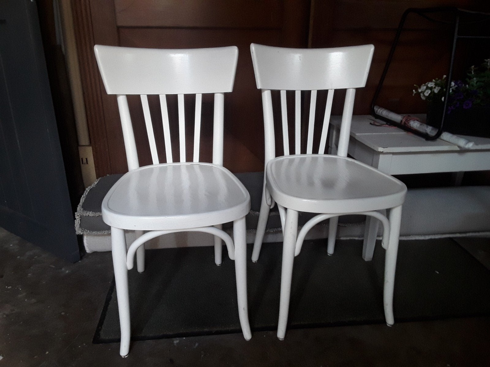 Retro caféstoelen, Ophalen