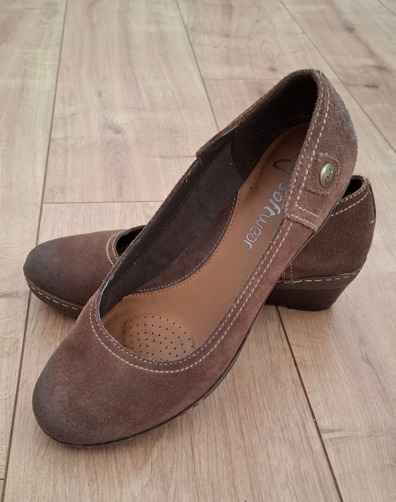 Clarks Softwear Bruine Suède Wig Pumps Maat 38.5, Ophalen of Verzenden