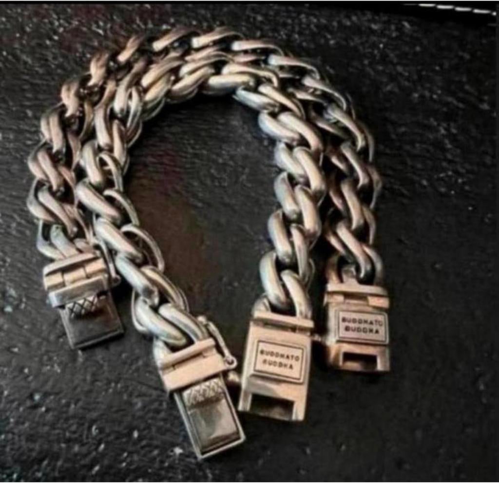 2 buddha to Buddha armbanden, Ophalen of Verzenden, Zo goed als nieuw, Zilver, Staal