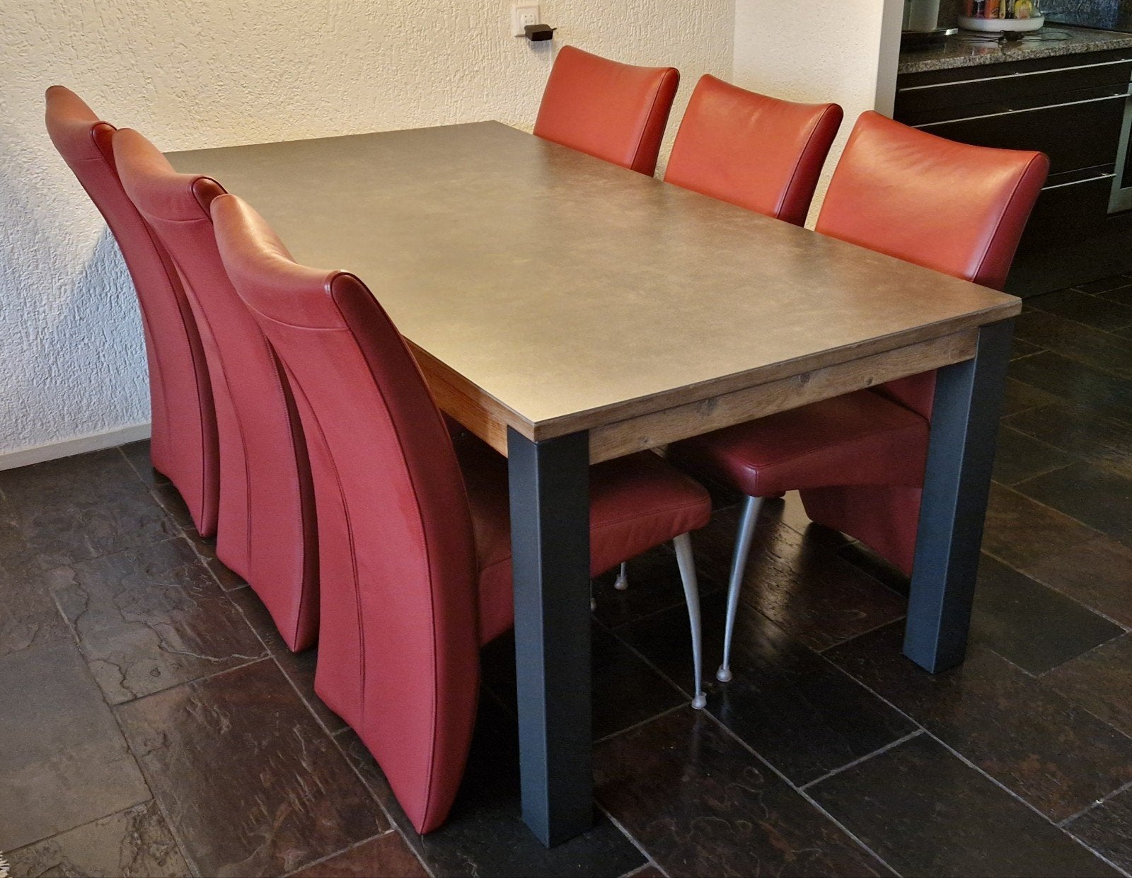 XOOON eettafel keramisch uitschuifbaar+6 leren stoelen, Ophalen, Gebruikt, Modern, 6 tot 8 stoelen