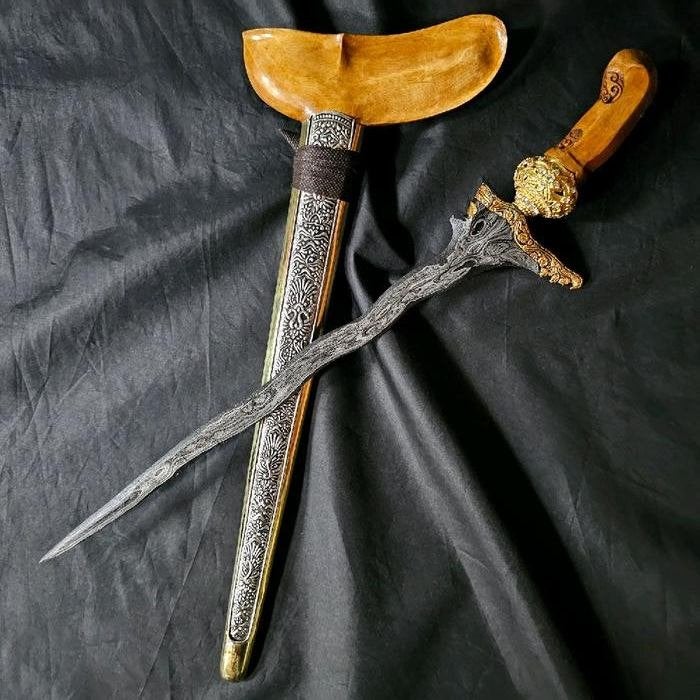 Keris Megantoro 7 Luk Ngulit Semangka Kinatah Goud KNN88, Verzenden, Overige materialen, Indonesië, Meerkleurig