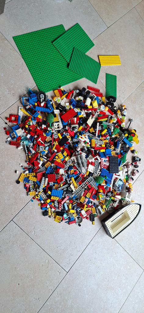 Te koop: partij Lego-onderdelen en 4 grondplaten, Ophalen, Gebruikt, Overige thema's, Lego
