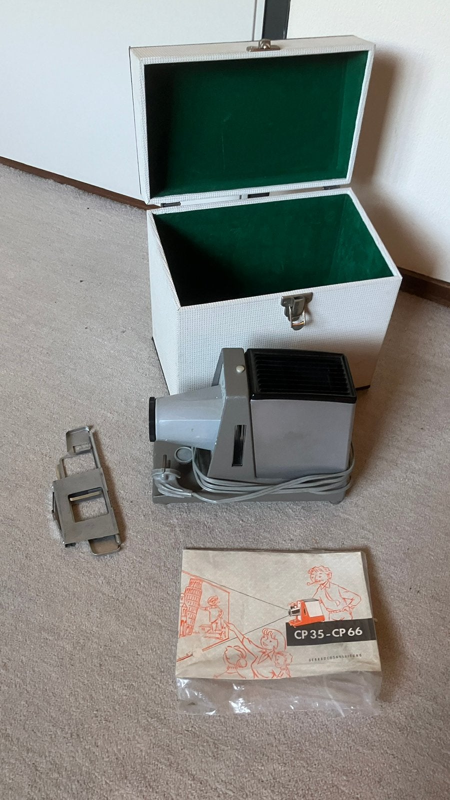 Mooie vintage Agfa CP35 / CP66 diaprojector, Audio, Tv en Foto, Diaprojectors, Ophalen, Gebruikt