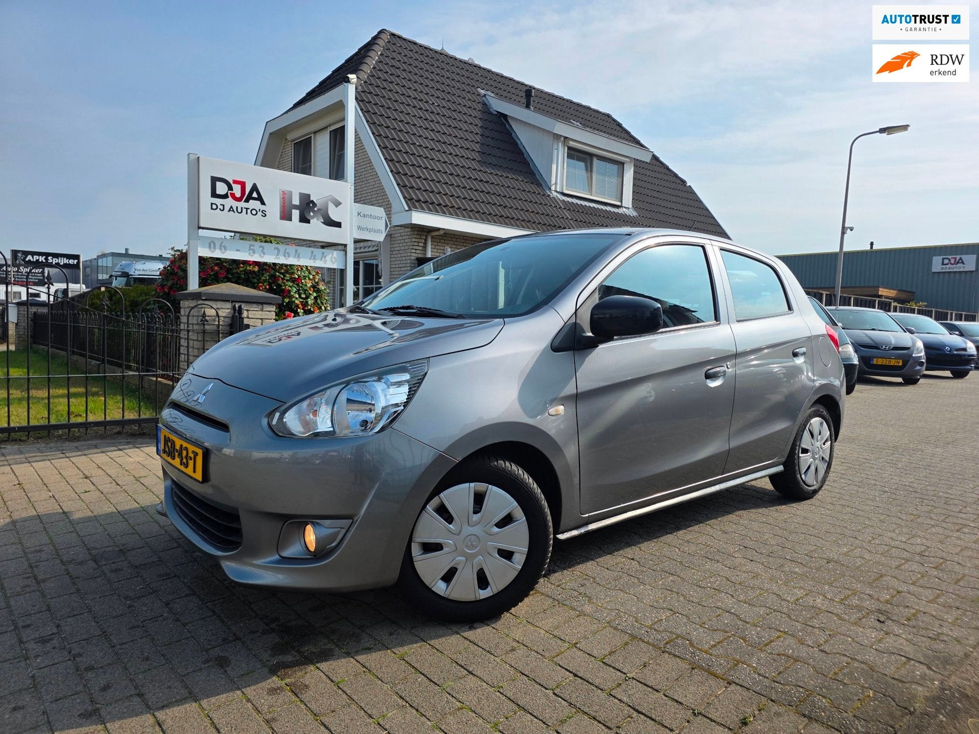 Mitsubishi Space Star 1.0 Entry, Auto's, Voorwielaandrijving, Dealer onderhouden, Stof, Gebruikt