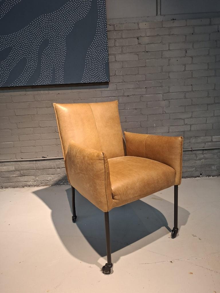 Set van 3 Karin stoelen in Concrete leder Acocado nu €810,-, Ophalen, Overige kleuren, Drie, Nieuw
