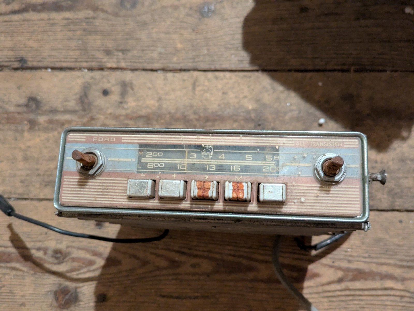 Autoradio Philips Jaren 60 Ford Auto Onderdelen Oldtimer Rad, Auto diversen, Ophalen of Verzenden