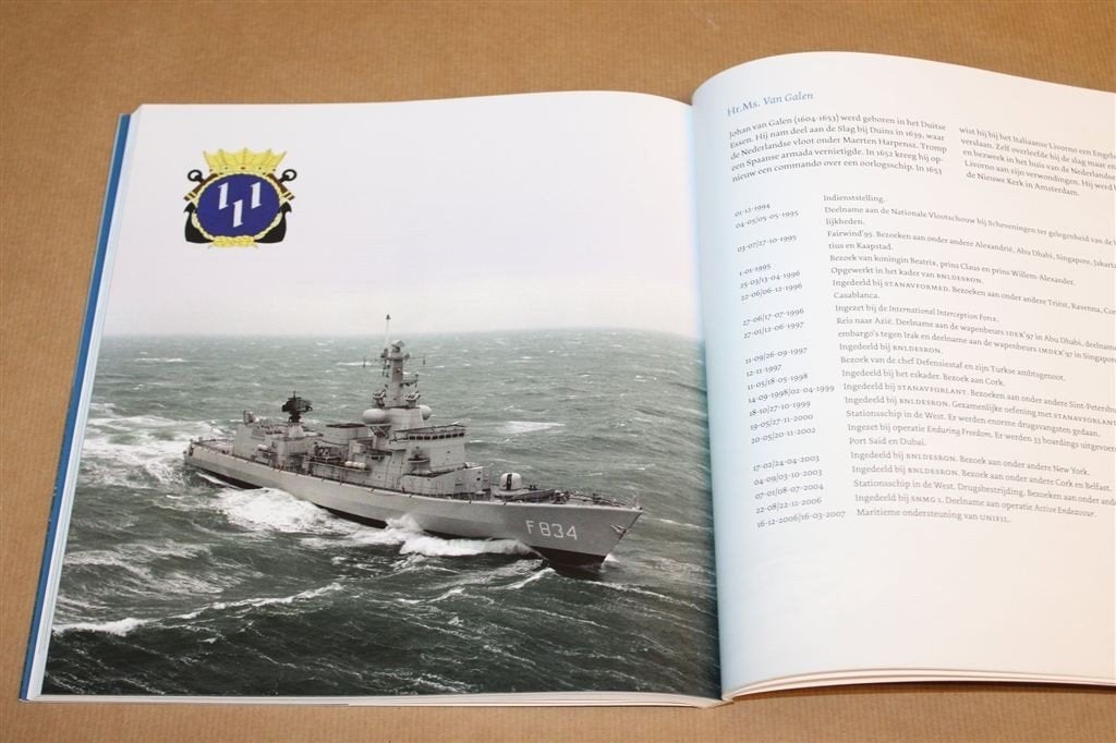 Follow Me — M-fregatten Karel Doorman-klasse, Ophalen of Verzenden, Tweede Wereldoorlog, Zo goed als nieuw, Overige onderwerpen