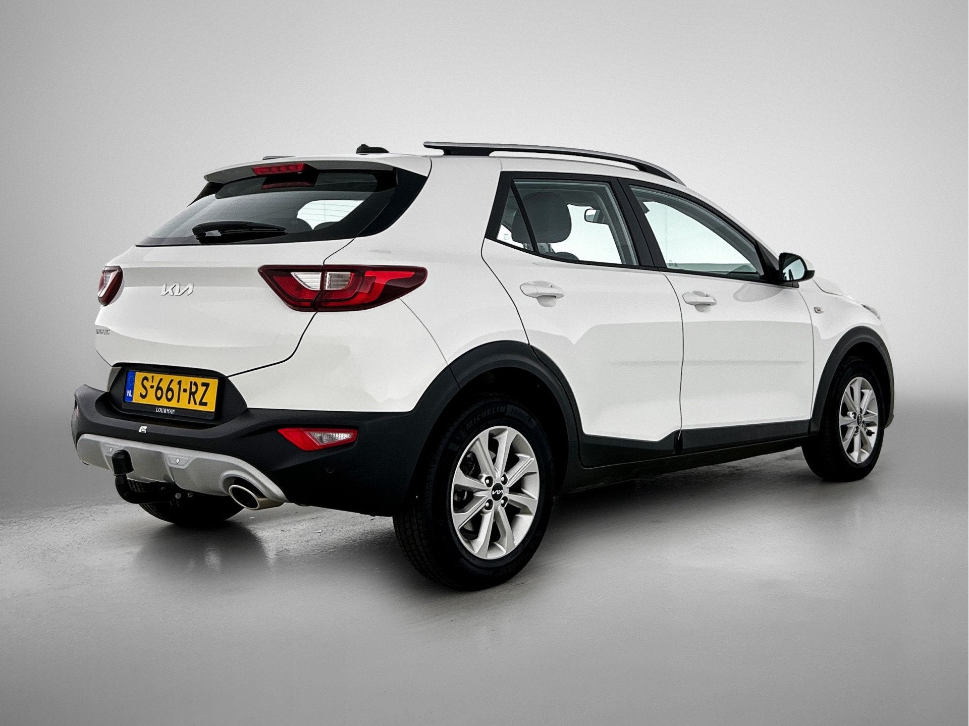 Kia Stonic 1.0 T-GDi MHEV DynamicLine | Trekhaak | LED | App, Auto's, Voorwielaandrijving, 12 maanden, Gebruikt, Origineel Nederlands