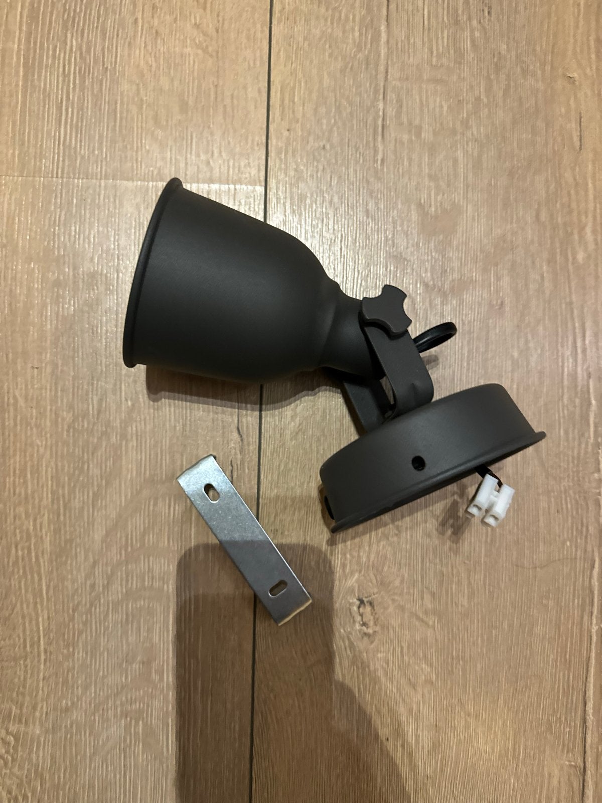 IKEA Hektar enkele plafondspot lamp - Zo goed als nieuw, Verstelbaar, E14 (klein), Ophalen of Verzenden, Zo goed als nieuw