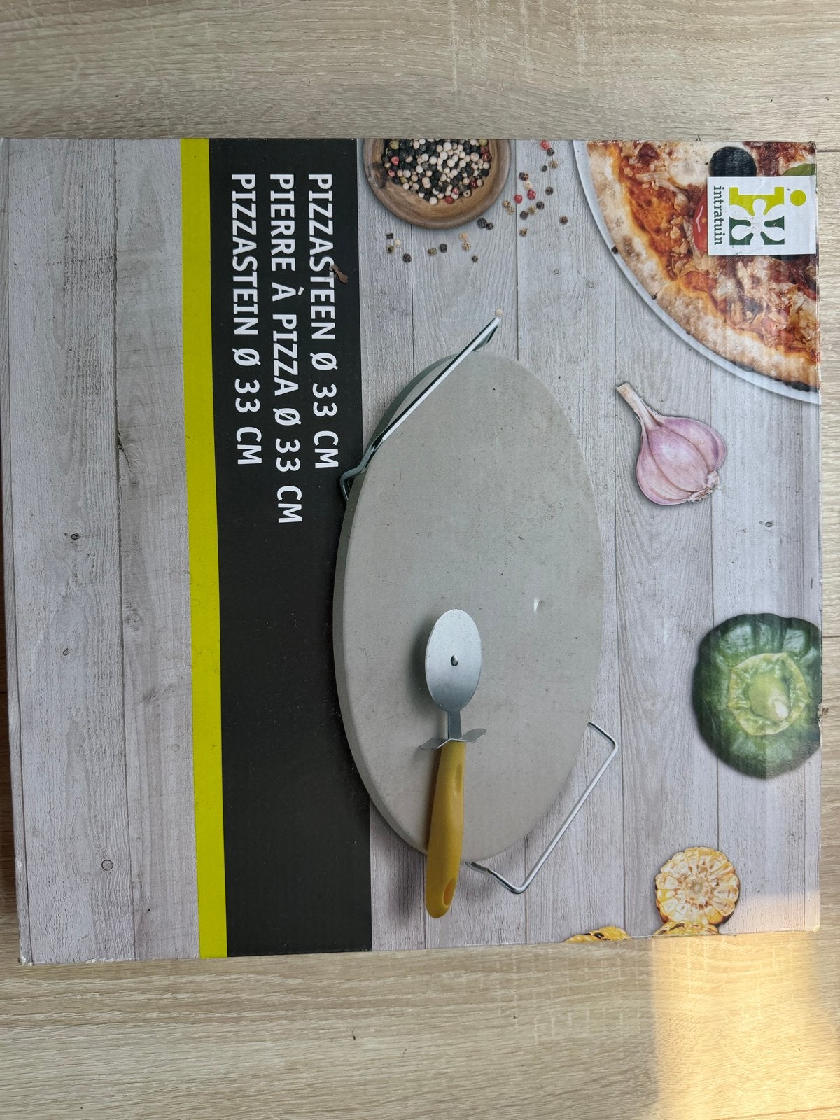 Pizzasteen Ø 33 cm met pizzasnijder - Intratuin. Nieuw, Minder dan 45 cm, Overige merken, Pizzaoven, Nieuw