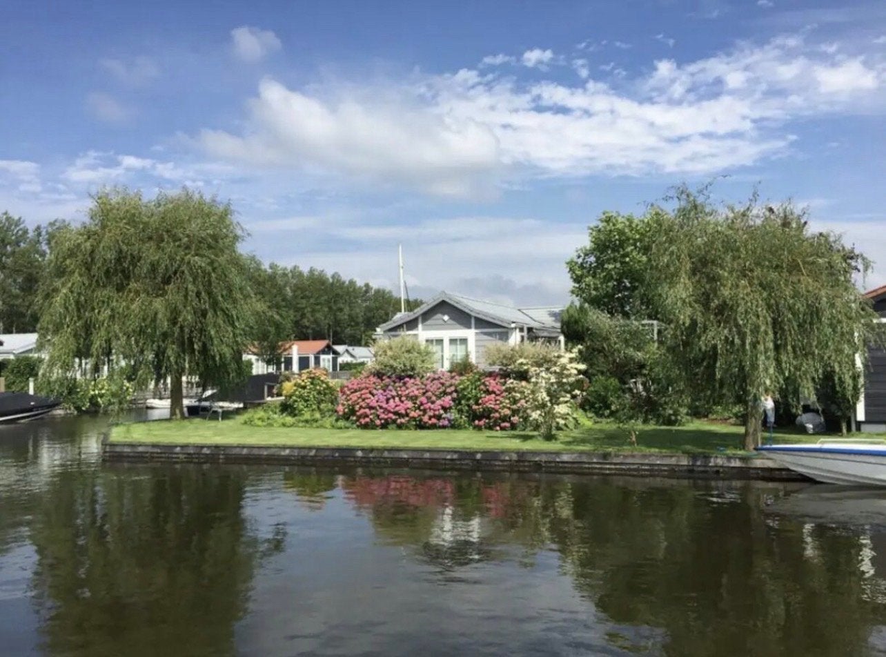 Vakantiehuis te huur in Loosdrecht, Tv