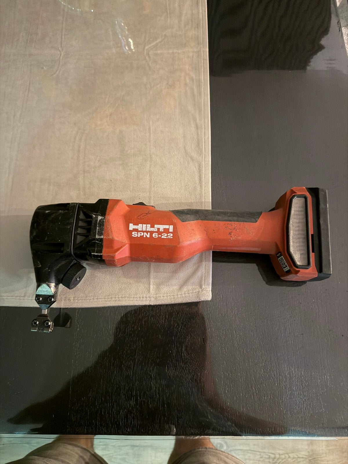 Hilti knabelschaar, Ophalen of Verzenden, Zo goed als nieuw