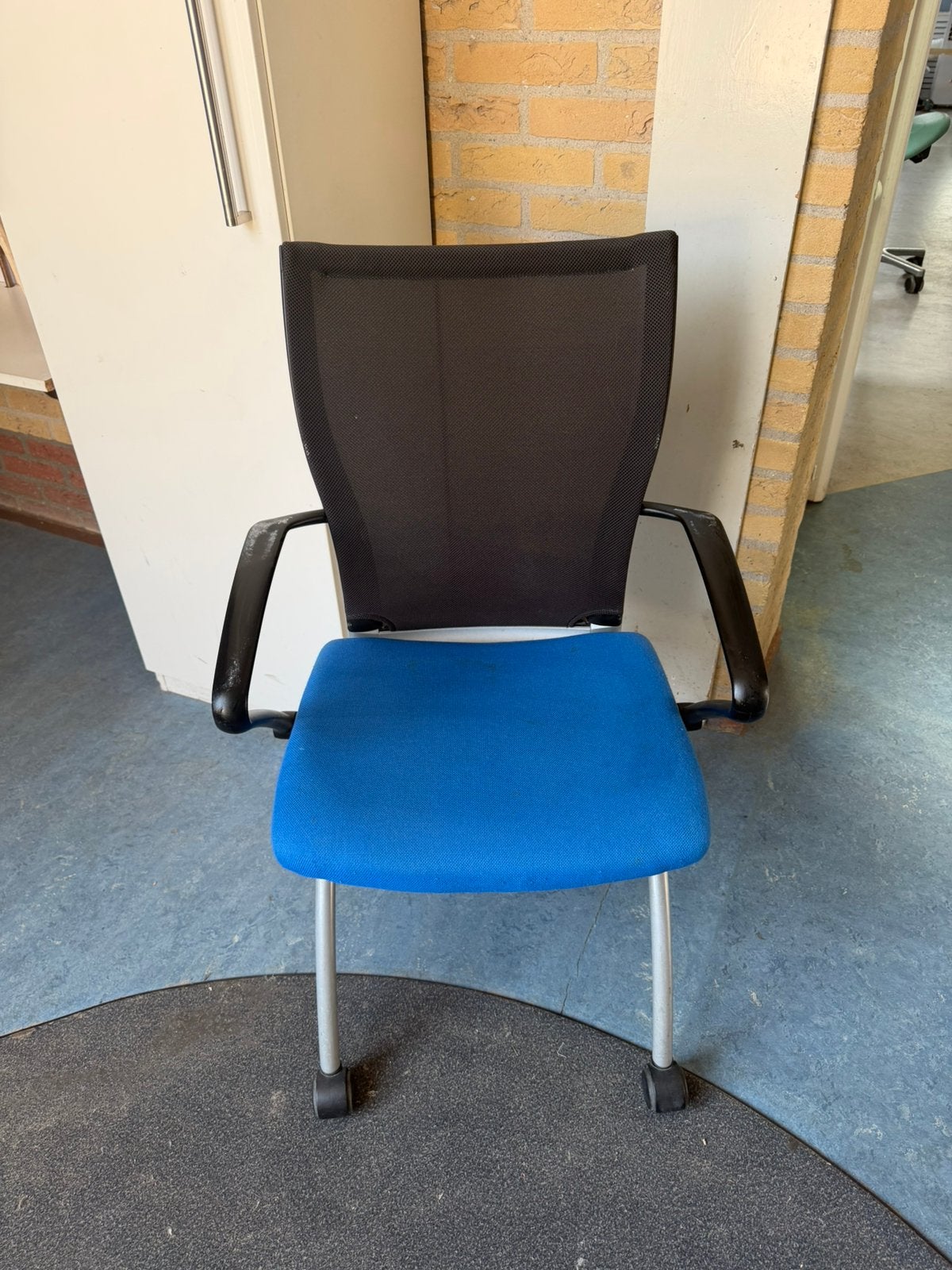 Breaustoel zwart blauw - gebruikt, Ophalen, Zo goed als nieuw, Blauw, Bureaustoel
