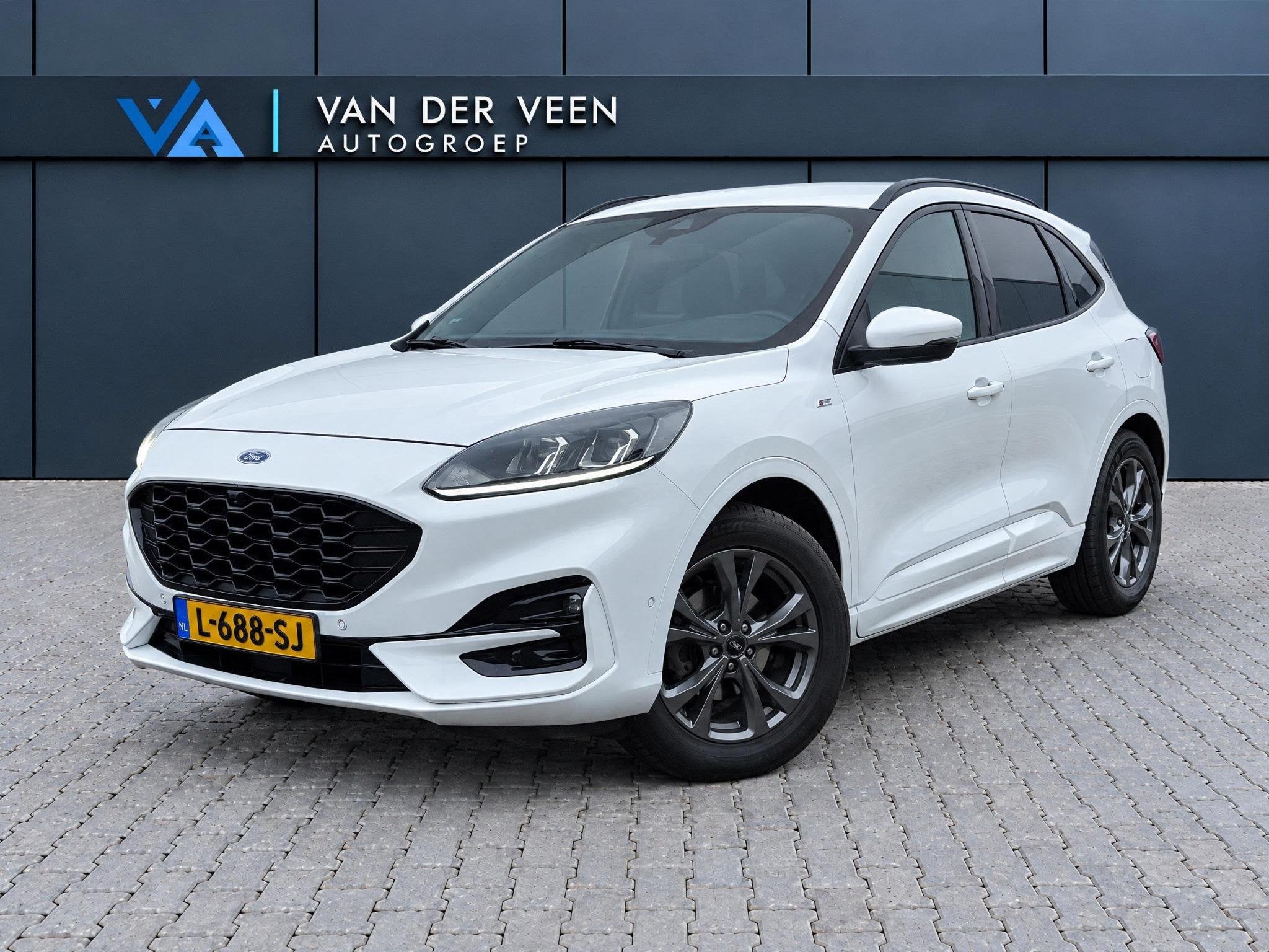 Ford Kuga 1.5 EcoBoost ST-Line X | Incl. 12 maanden Garantie, Auto's, Voorwielaandrijving, Wit, Bedrijf, Handgeschakeld
