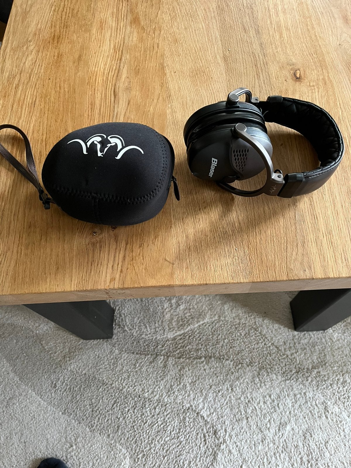 Te koop gehoorbescherming jacht of schietsport., Ophalen of Verzenden, Zo goed als nieuw, Zwart, Overige merken