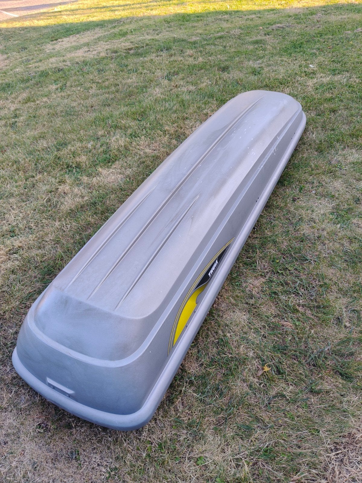 Thule dakkoffer 220cm lang en 40cm breed incl beugels 8,5cm, Auto diversen, Dakkoffers, Ophalen, Gebruikt