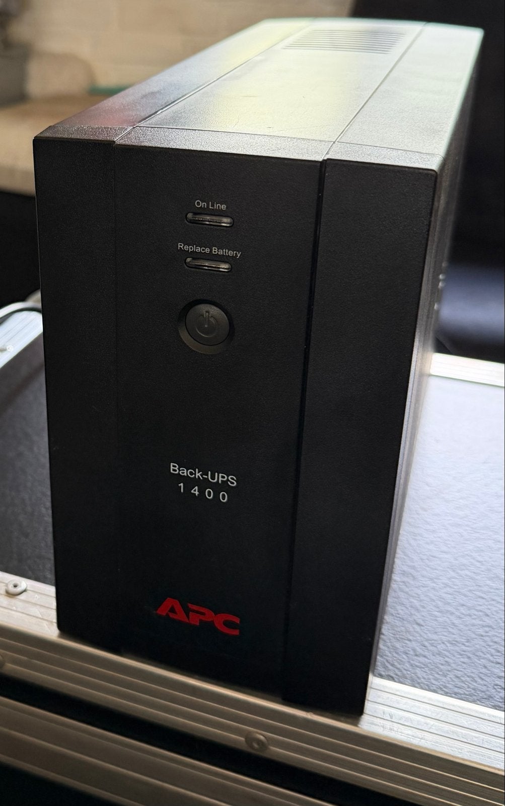 APC Back-UPS 1400 UPS - Noodstroomvoeding, Computers en Software, Noodvoedingen (UPS), Ophalen, Gebruikt