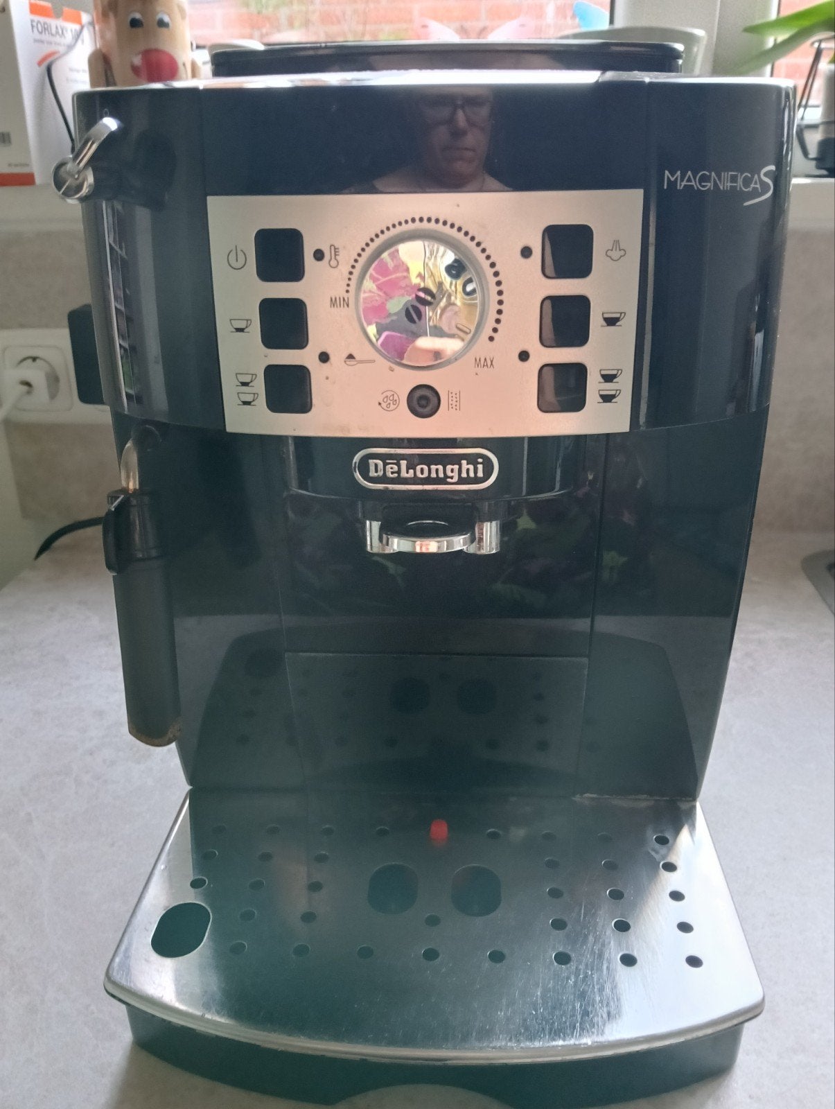 De'Longhi Magnifica Koffiemachine, Witgoed en Apparatuur, Koffiezetapparaten, Ophalen