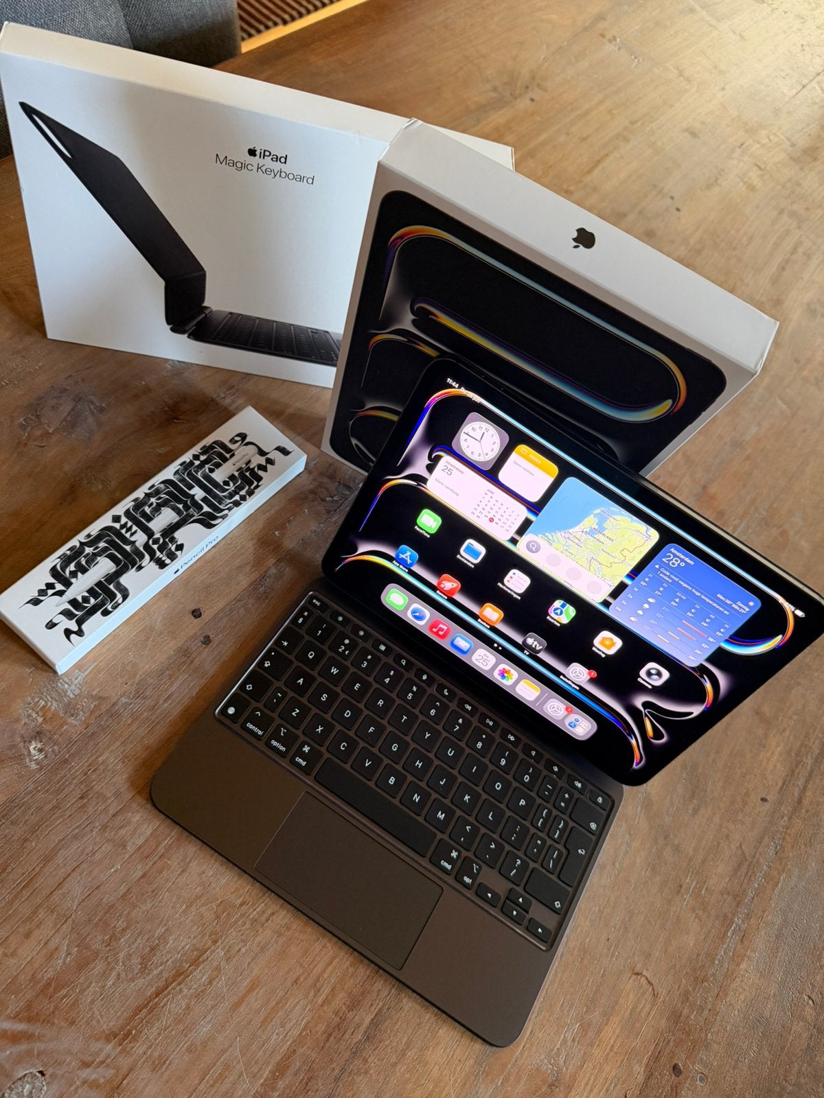 Apple iPad Pro 11” M4 Cellular | Magic Keyboard + Pencil Pro, 11 inch, Ophalen of Verzenden, Zo goed als nieuw, Apple iPad Pro