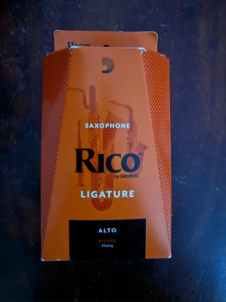 Rico nickel plated ligature for Alto Sax, Muziek en Instrumenten, Blaasinstrumenten | Saxofoons, Ophalen of Verzenden, Nieuw, Alt