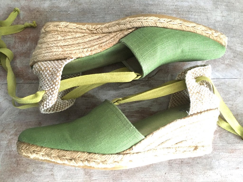 Lindegroene Espadrilles van Ab Donkers | Maat 39, Kleding | Dames, Schoenen, Ab Donkers, Ophalen of Verzenden, Zo goed als nieuw