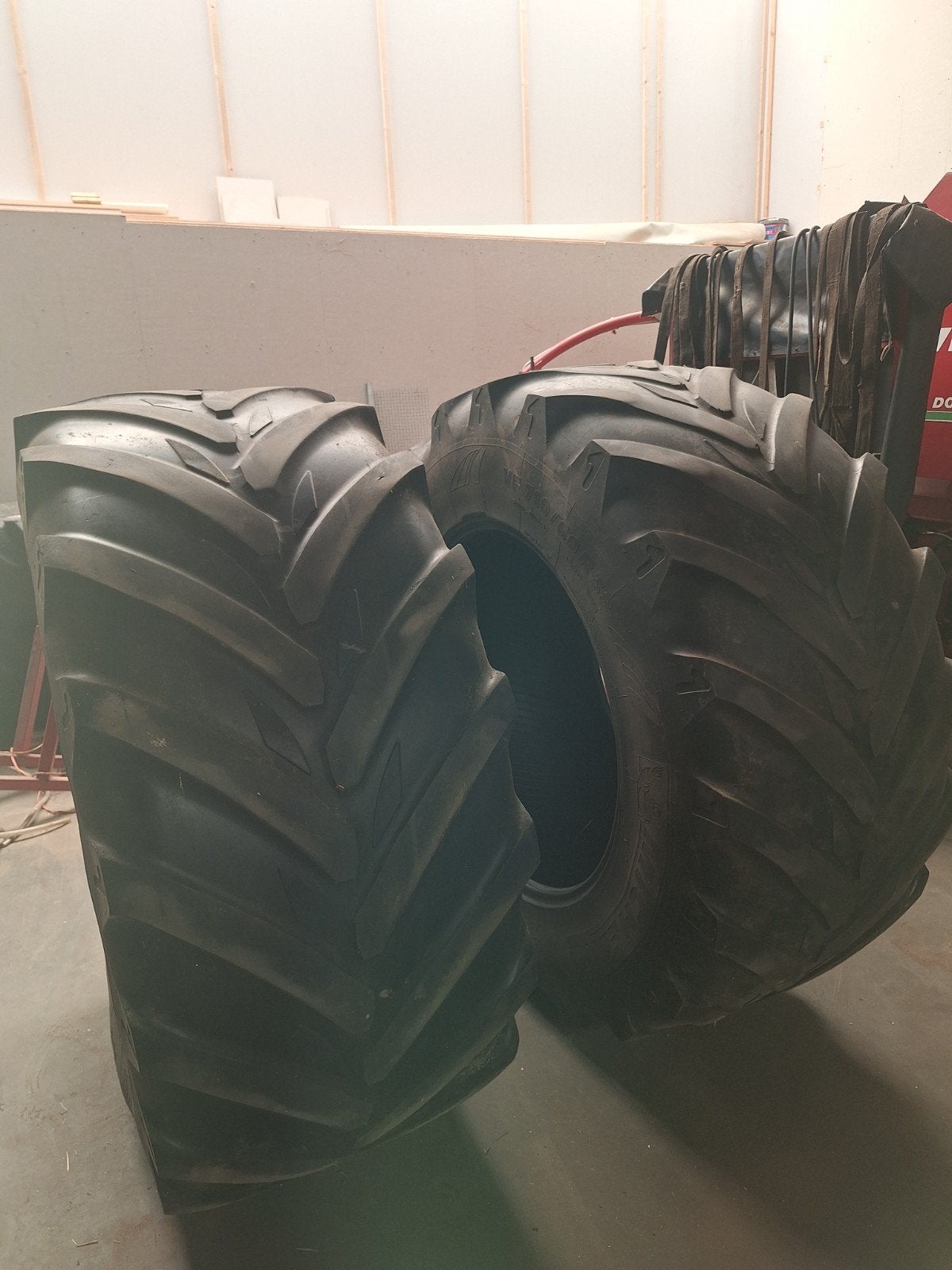 Tractorbanden - Michelin 710/60 R38, Zakelijke goederen, Ophalen
