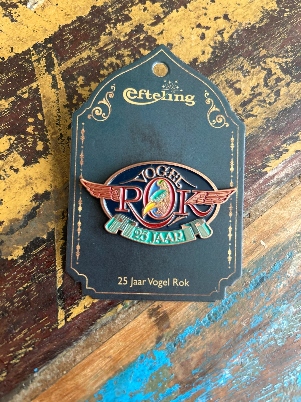 Efteling Vogel Rok 25 Jaar Pin - Nieuw, Verzamelen, Efteling, Ophalen of Verzenden, Nieuw, Button of Speldje