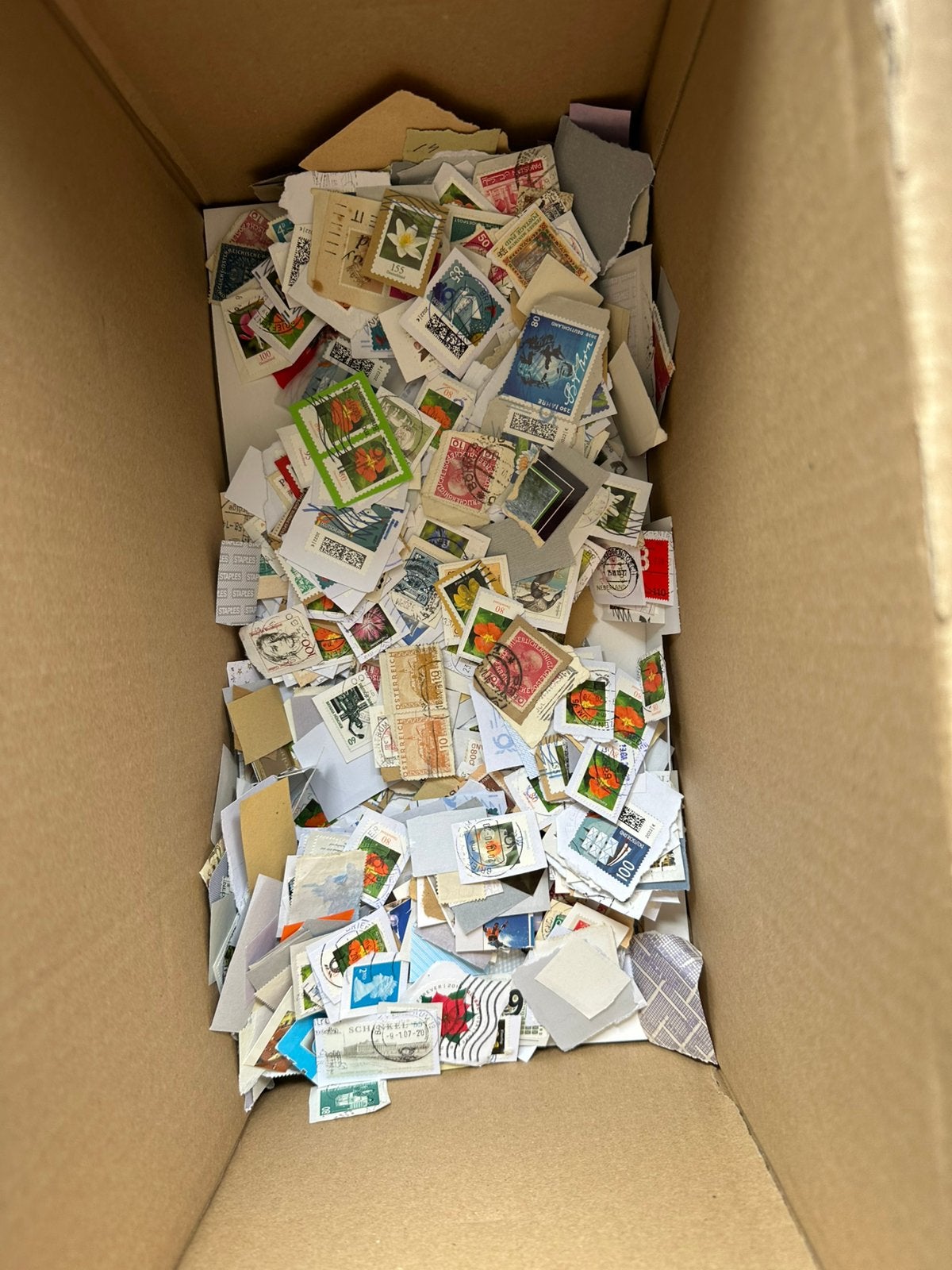 Doos 5400 buitenland op papier, Verzenden, Buitenland