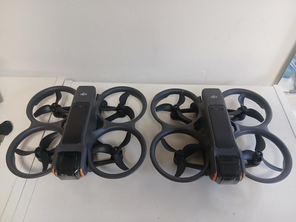 DJI Avata Fly More Combo met Goggles 2 en 3 accu's, Audio, Tv en Foto, Drones, Ophalen of Verzenden, Zo goed als nieuw
