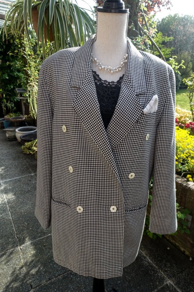 stijlvol zwart wit geruite wollen (deels) dames colbert - 40, Kleding | Dames, Jasjes, Kostuums en Pakken, Maat 38/40 (M), Zwart
