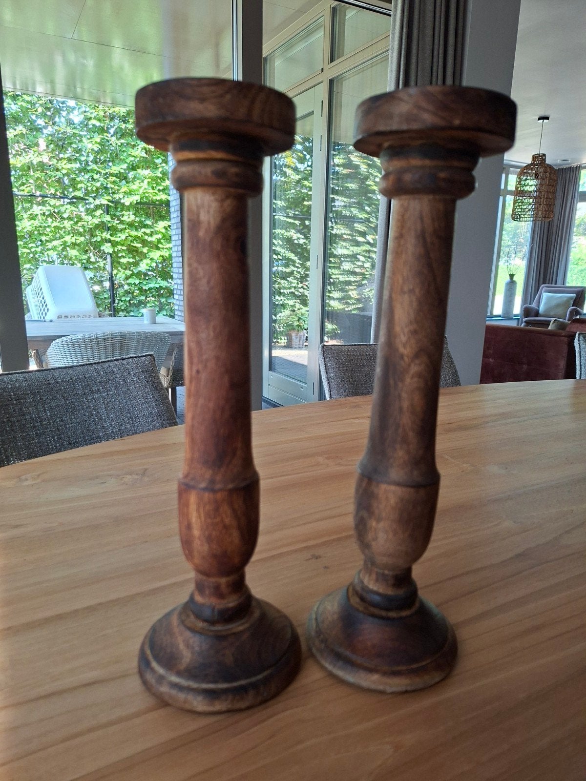 Set van twee rustieke houten kandelaars, Ophalen, Overige materialen