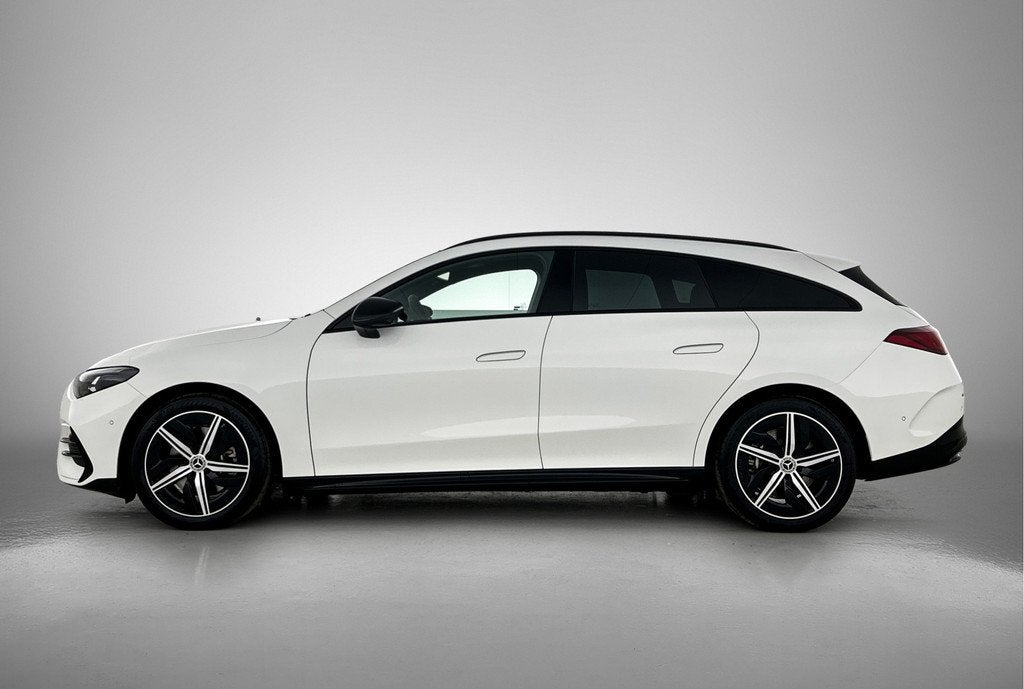 Mercedes-Benz CLA-Klasse Shooting Brake 250+ Business Soluti, Auto's, Mercedes-Benz, Automaat, CLA, Achterwielaandrijving, Zwart