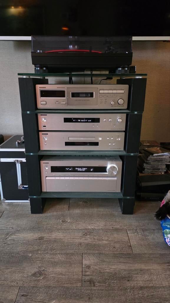 Audiokast met 4 verstelbare glasplaten, Gebruikt, Glas, 100 tot 150 cm, Modern