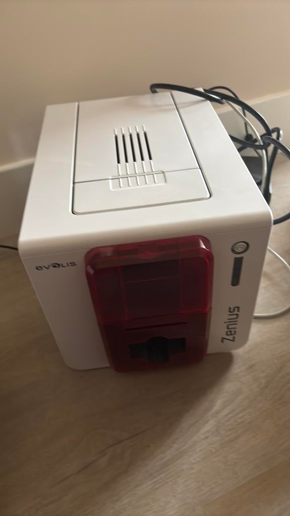 Zenius evolis cardprinter met boekjes en kaartjes erbij, Computers en Software, Printers, Ophalen, Zo goed als nieuw