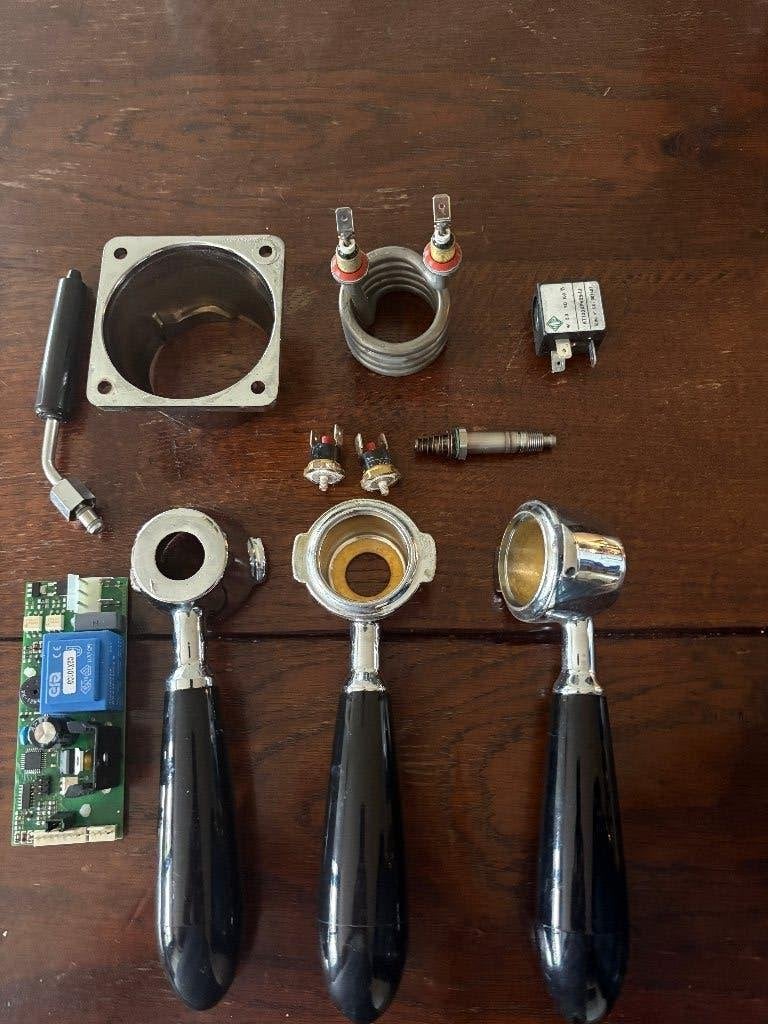 Illy onderdelen koffiemachine, Overige typen, Ophalen of Verzenden, Zo goed als nieuw, Meerkleurig