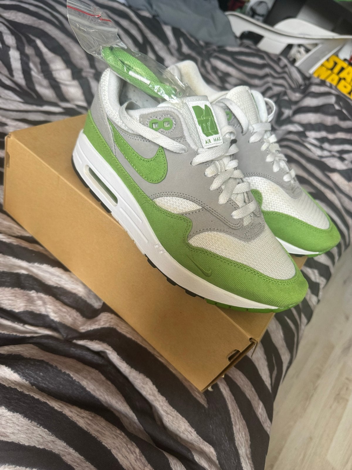 Patta x Nike Air Max 1 '20th Anniversary' - Maat 41, Kleding | Heren, Ophalen of Verzenden, Gedragen, Overige kleuren, Sneakers of Gympen