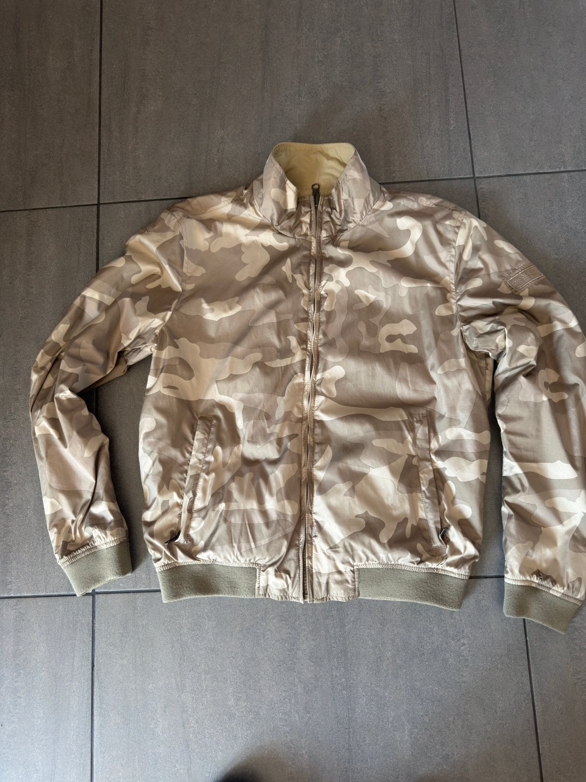 Woolrich omkeerbaar bomberjack - camouflage/beige, Ophalen of Verzenden, Zo goed als nieuw, Beige