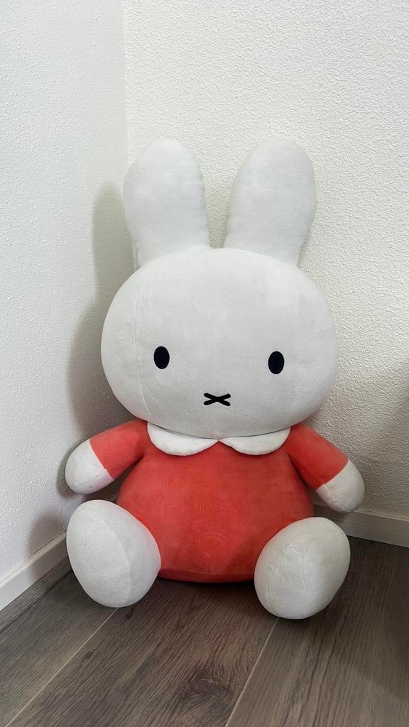 Grote Nijntje knuffel, Ophalen, Zo goed als nieuw, Konijn