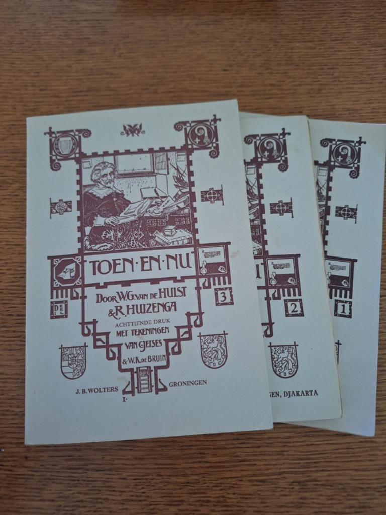 Toen en Nu - Deel 1 t/m 3  W.G. van de Hulst & R. Huizen, Boeken, Ophalen of Verzenden, Gelezen