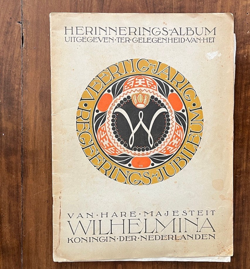 Herinneringsalbum HM Wilhelmina 1938, Ophalen of Verzenden, Gebruikt, Tijdschrift of Boek