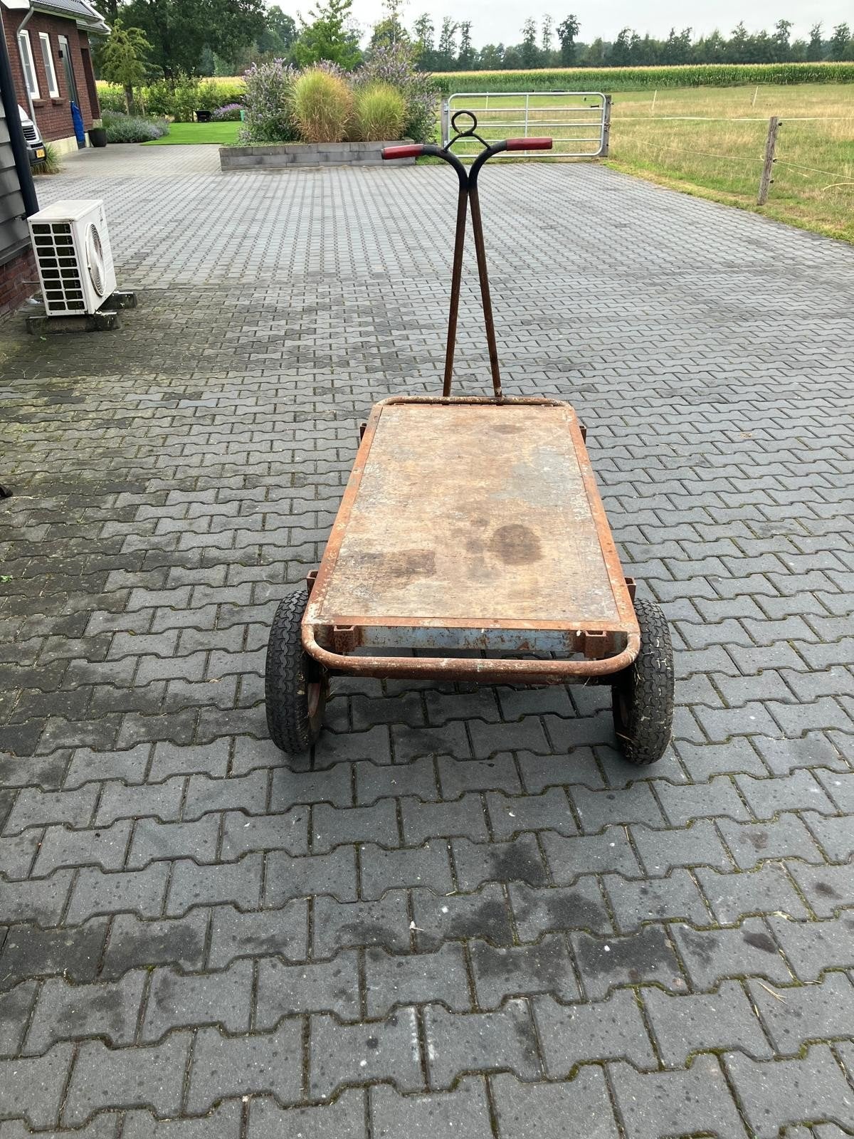 Stevige transportkar / plateauwagen, Ophalen, Gebruikt