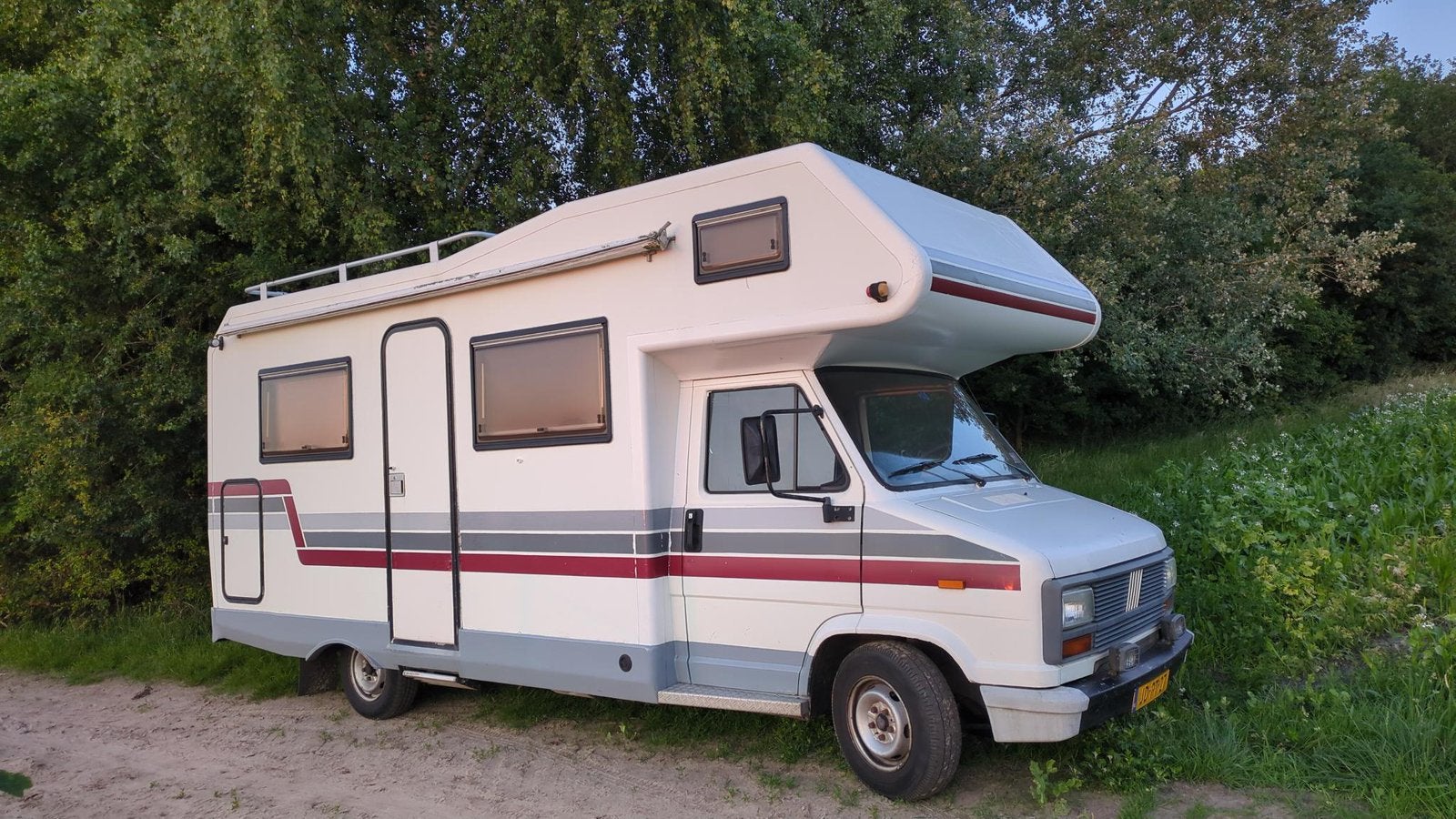 Fijne Fiat Ducato camper. 4 gordels. APK 08 sept 26, Particulier, Half-integraal