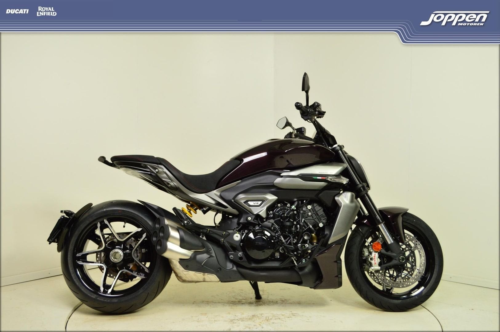 DUCATI XDIAVEL V4 (2025), 4 cilinders, Bedrijf, Onbekend, Meer dan 35 kW