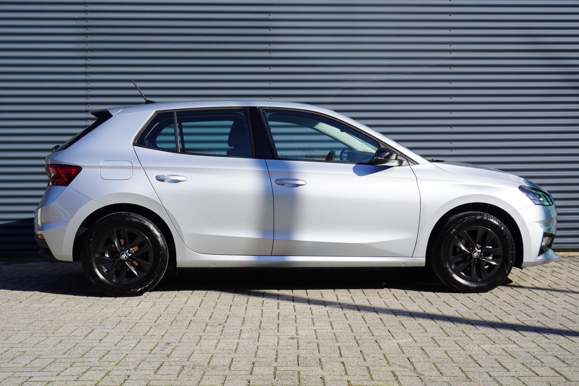 Skoda Fabia 1.0 TSI 95pk Business Edition | Stoelverwarming, Auto's, Voorwielaandrijving, 12 maanden, Stof, Gebruikt