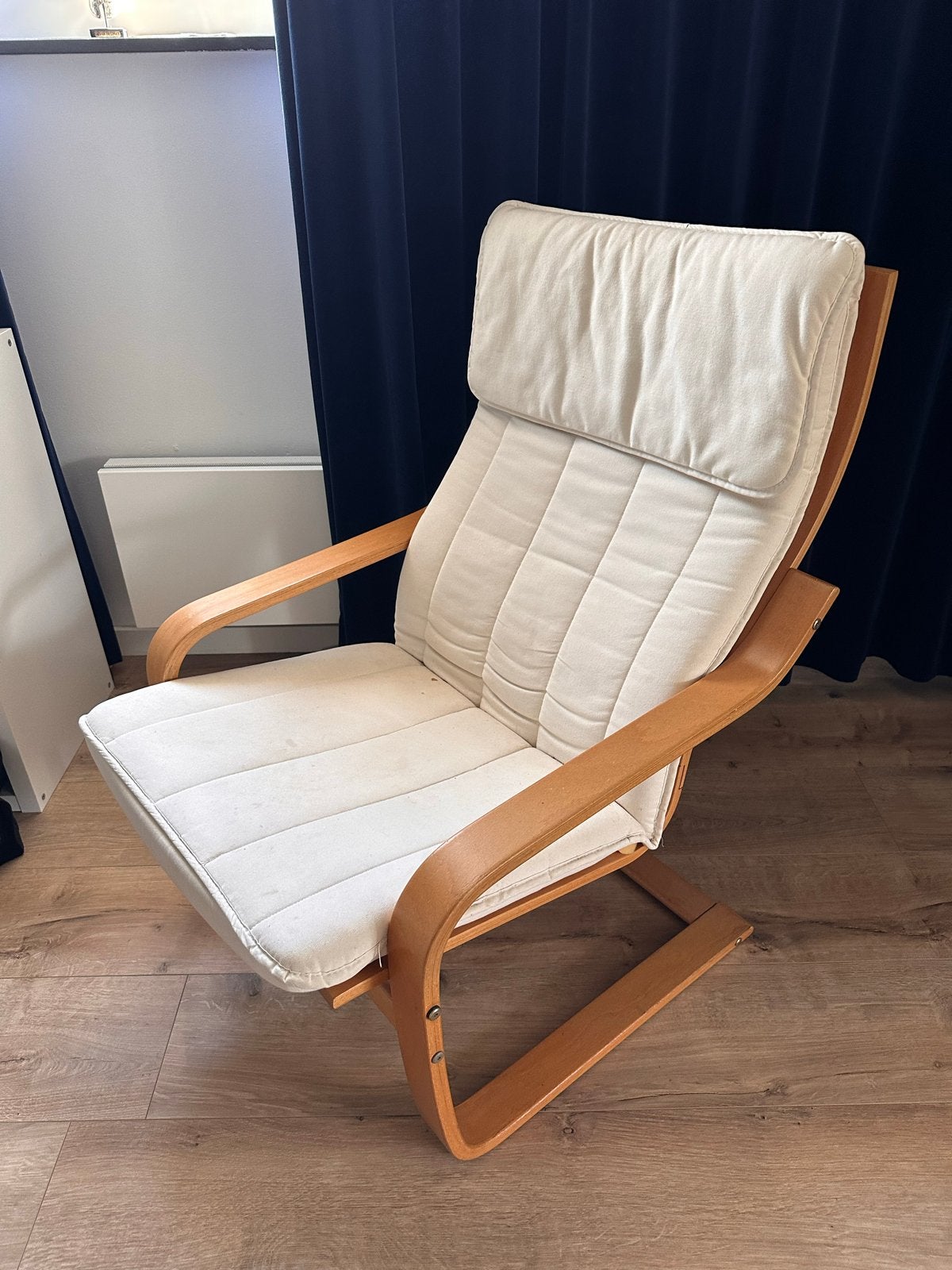 Ikea stoel met houten frame en lichte bekleding, Ophalen, Gebruikt, Wit, Eén