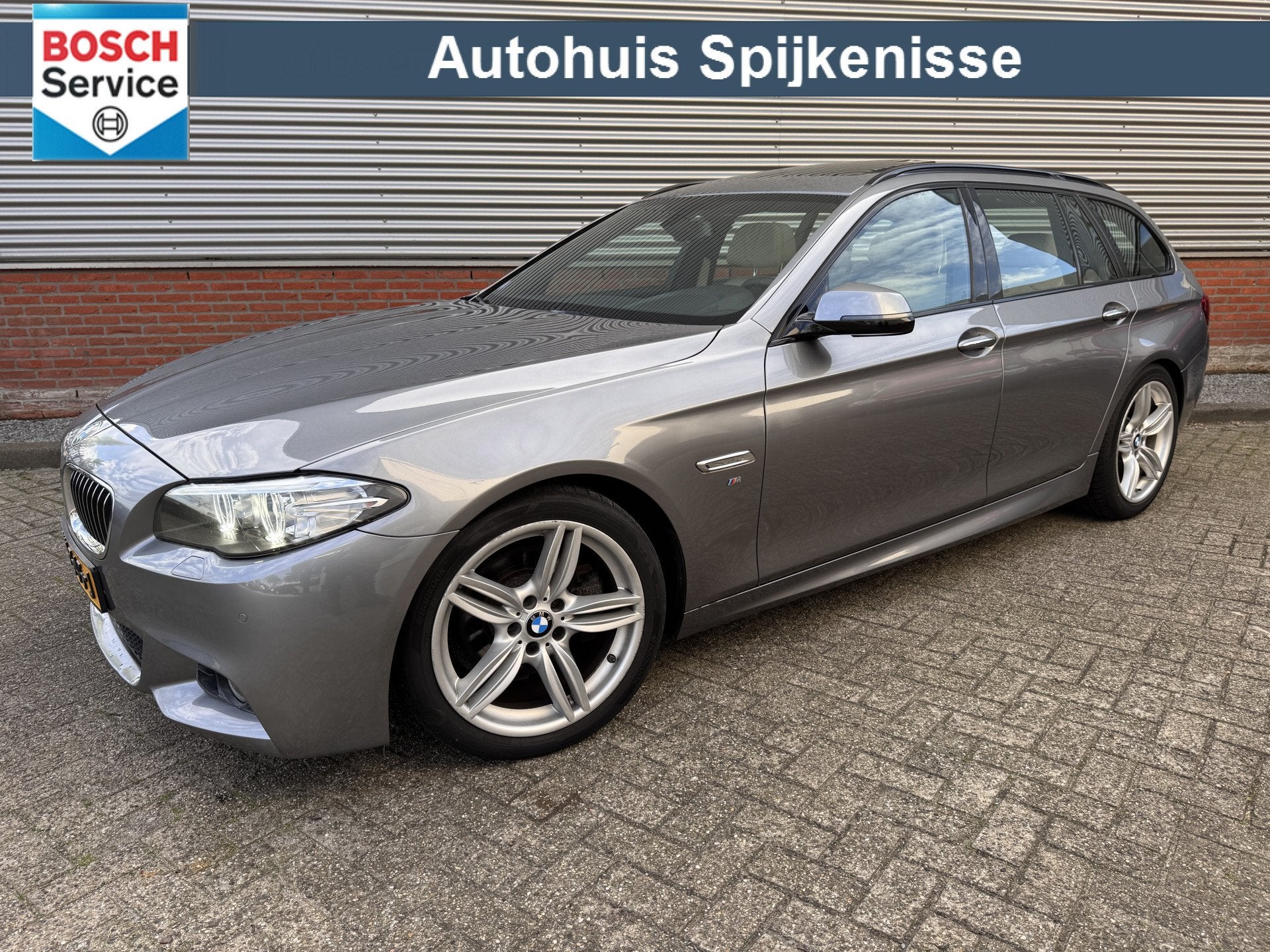 BMW 5 Serie Touring 520i High Executive | M-Sport | Trekhaak, Auto's, Automaat, Gebruikt, 4 cilinders, 2000 kg