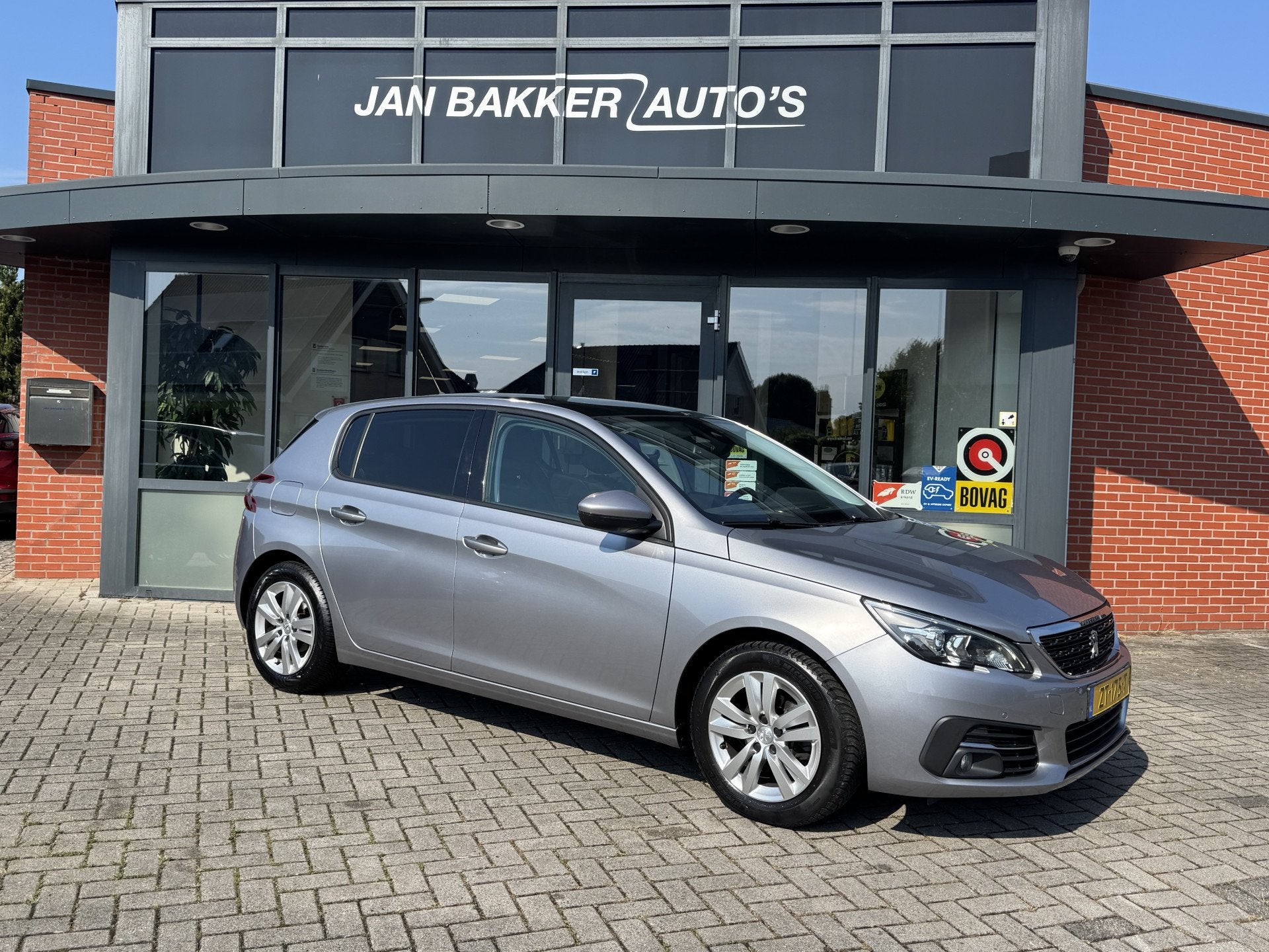 Peugeot 308 1.2 PureTech Blue Lease Executive  Panorama d, Auto's, Voorwielaandrijving, 12 maanden, Stof, Gebruikt
